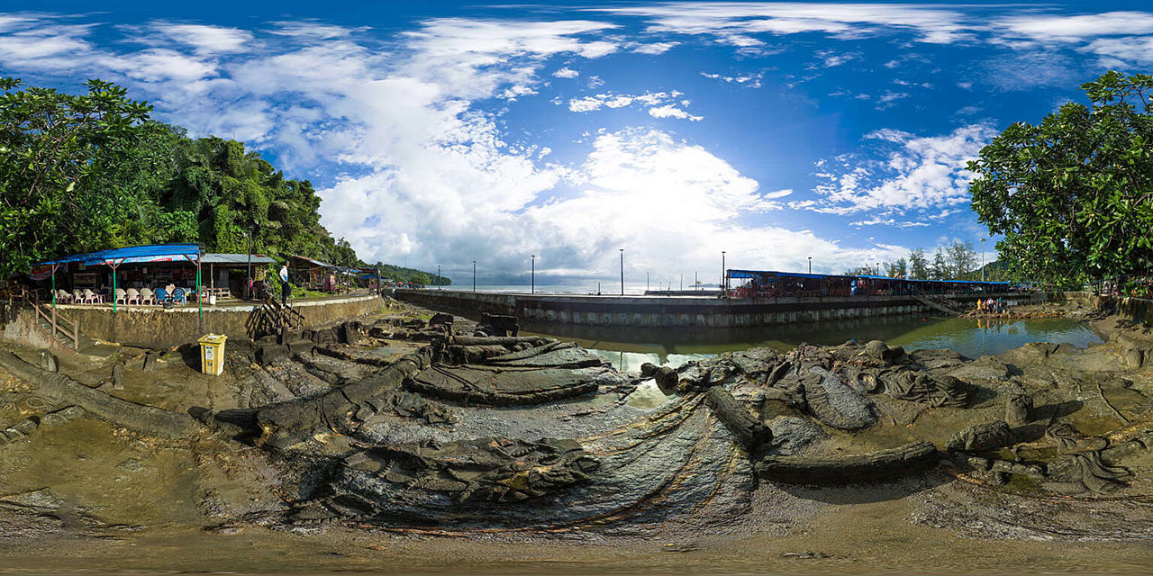 Pantai Air Manis